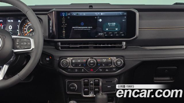 Jeep Wrangler 2026 — photo 20