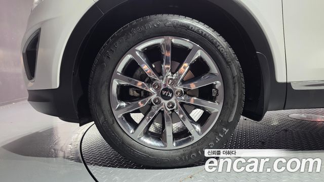 Kia Sorento 2015 — photo 5
