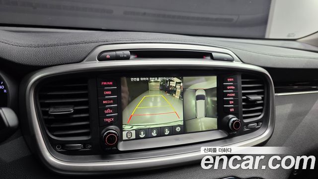 Kia Sorento 2015 — photo 22