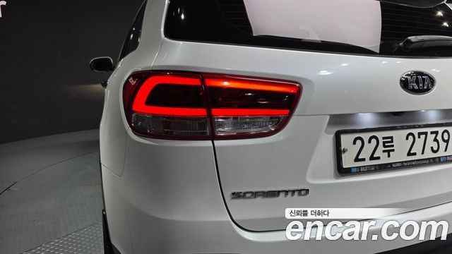 Kia Sorento 2015 — photo 9