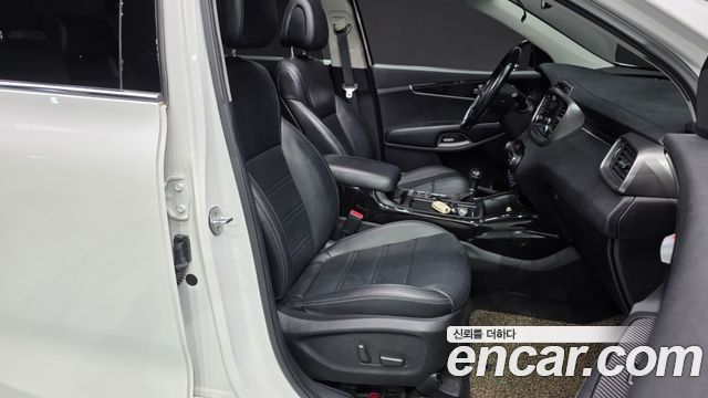 Kia Sorento 2015 — photo 16