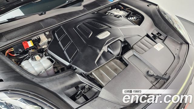 Porsche Cayenne 2020 — photo 6
