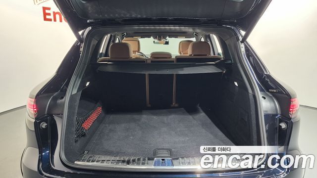 Porsche Cayenne 2020 — photo 24