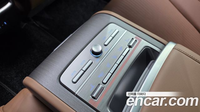Hyundai Grandeur 2023 — photo 18