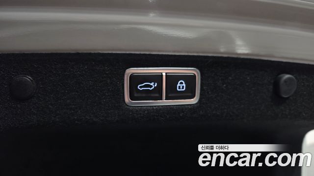 Hyundai Grandeur 2023 — photo 19