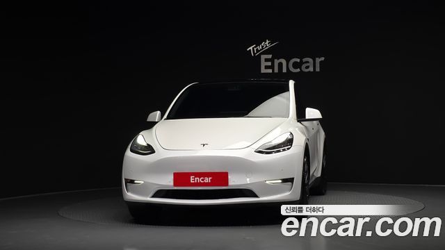 Tesla Model Y 2021 — photo 3