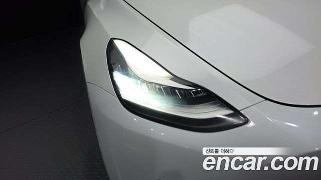 Tesla Model Y 2021 — photo 8