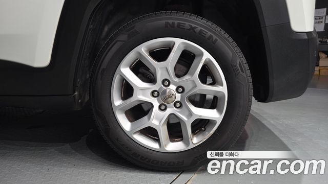 Jeep Renegade 2017 — photo 7
