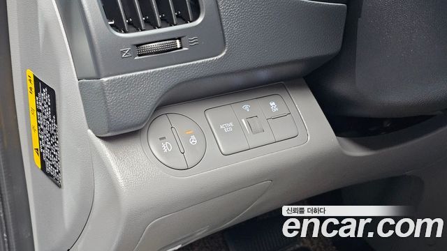 Hyundai Starex 2021 — photo 15