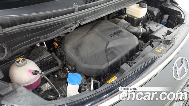Hyundai Staria 2022 — photo 6