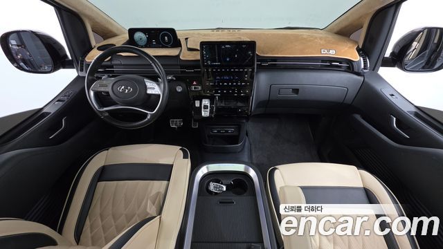 Hyundai Staria 2022 — photo 10