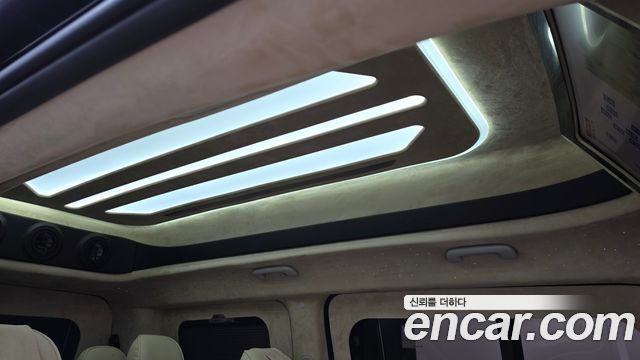 Hyundai Staria 2022 — photo 24