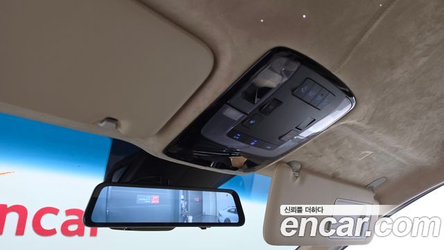 Hyundai Staria 2022 — photo 30