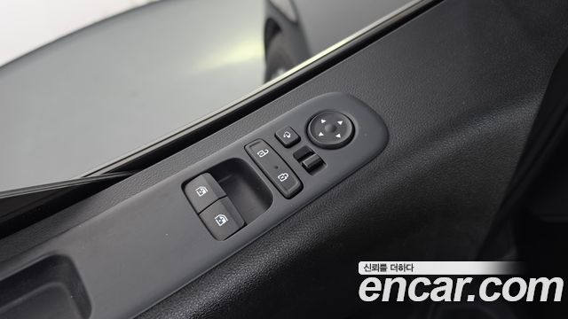 Hyundai Staria 2022 — photo 35