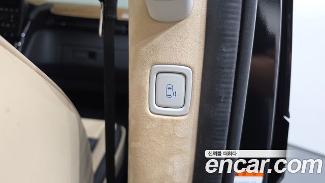 Hyundai Staria 2022 — photo 37