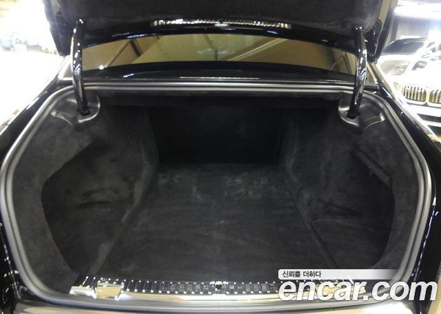 Rolls-Royce Phantom 2024 — photo 10
