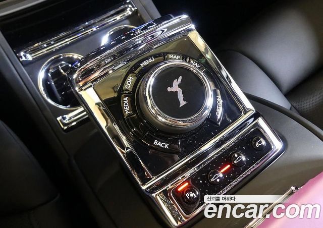 Rolls-Royce Phantom 2024 — photo 13