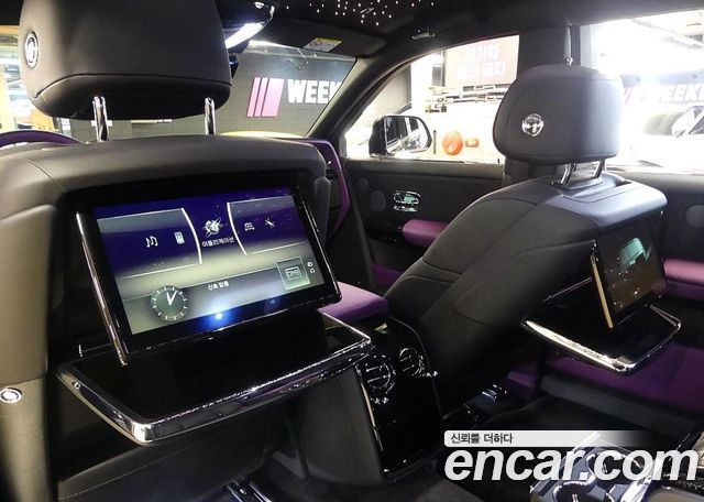 Rolls-Royce Phantom 2024 — photo 18