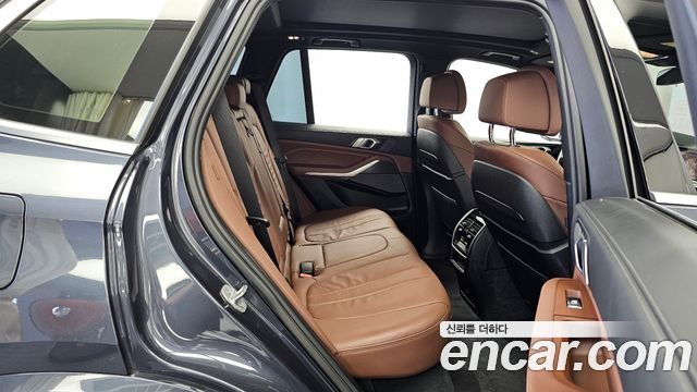BMW X5 2020 — photo 18