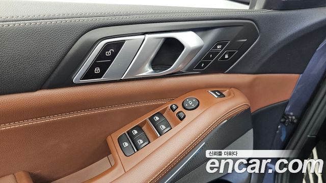 BMW X5 2020 — photo 29