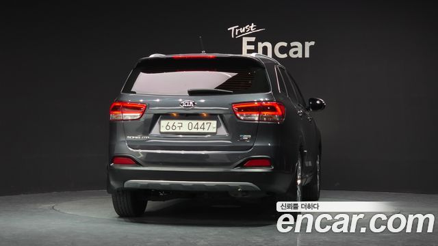 Kia Sorento 2017 — photo 4
