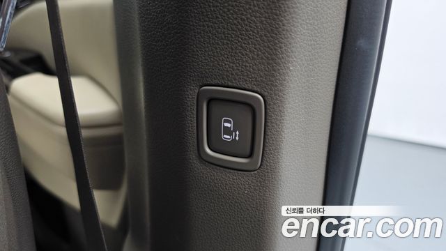 Kia Canival 2023 — photo 19