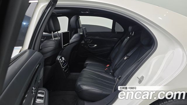 Mercedes-Benz S-Class 2017 — photo 12