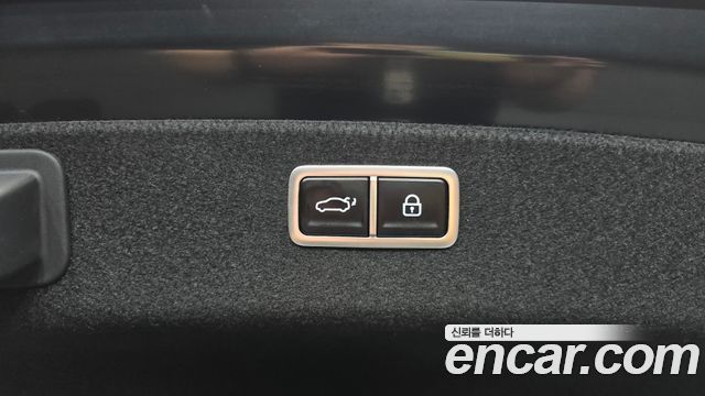 Genesis G80 2021 — photo 22