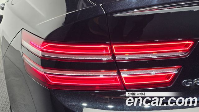 Genesis G80 2021 — photo 9