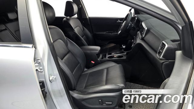 Kia Sportage 2019 — photo 11