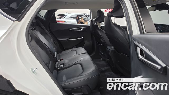 Kia EV6 2022 — photo 17