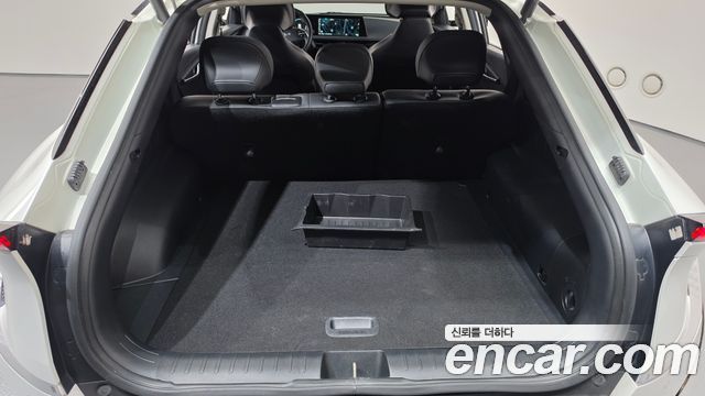 Kia EV6 2022 — photo 22
