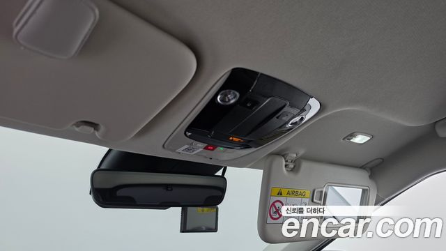 Kia EV6 2022 — photo 24