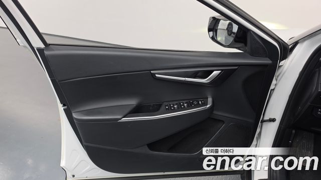 Kia EV6 2022 — photo 14