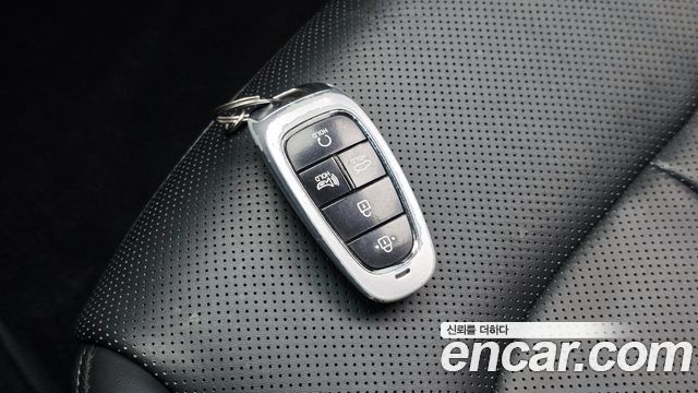 Hyundai Sonata 2020 — photo 24