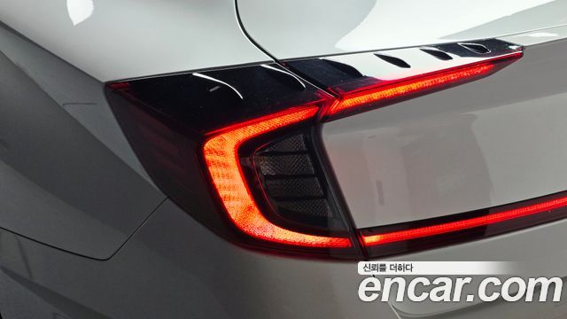 Hyundai Sonata 2020 — photo 9