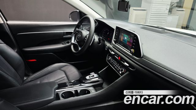Hyundai Sonata 2020 — photo 27