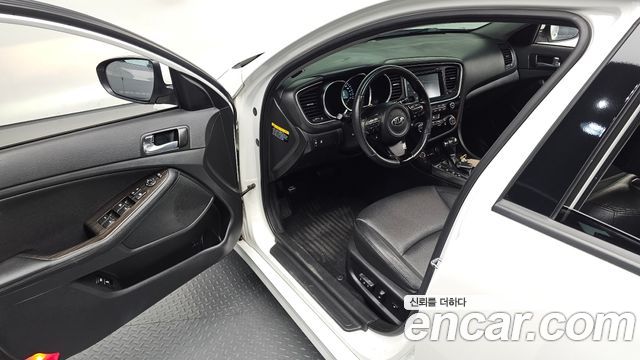 Kia K5 2014 — photo 17