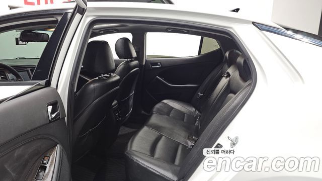 Kia K5 2014 — photo 18