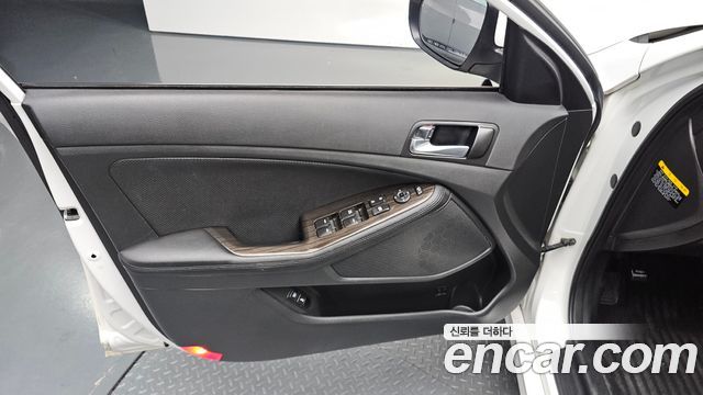 Kia K5 2014 — photo 14