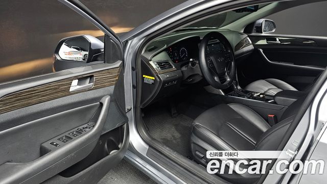 Hyundai Sonata 2015 — photo 13
