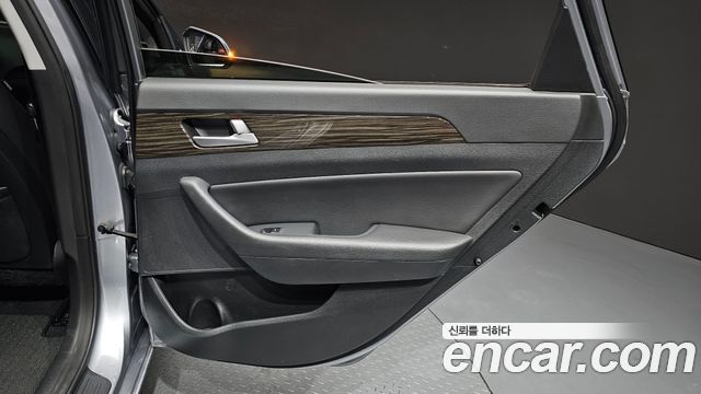 Hyundai Sonata 2015 — photo 15