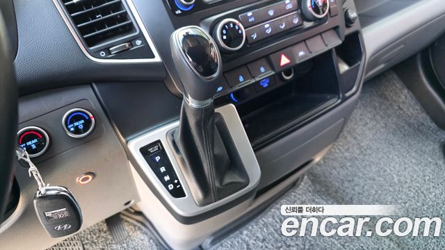 Hyundai Solati 2023 — photo 12
