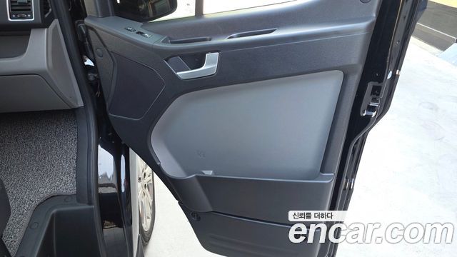 Hyundai Solati 2023 — photo 14