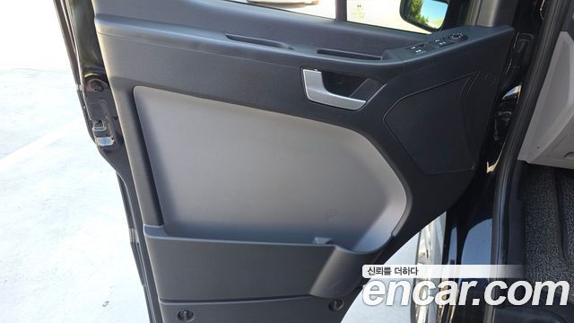 Hyundai Solati 2023 — photo 15