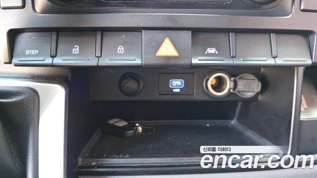 Hyundai Solati 2023 — photo 29