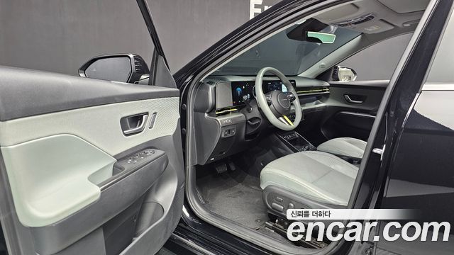 Hyundai Kona 2023 — photo 13