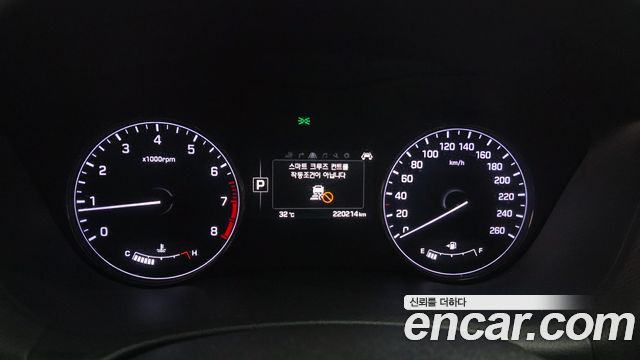 Hyundai Genesis 2016 — photo 8