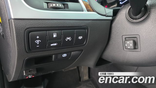 Hyundai Genesis 2016 — photo 13