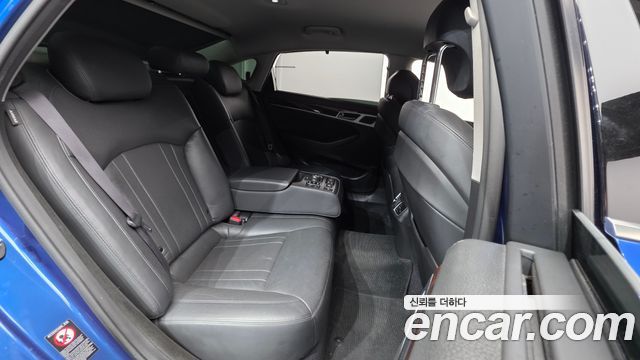 Hyundai Genesis 2016 — photo 19